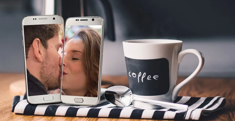 mobil a káva